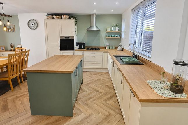1, Barnfield Road, Faversham photo 2