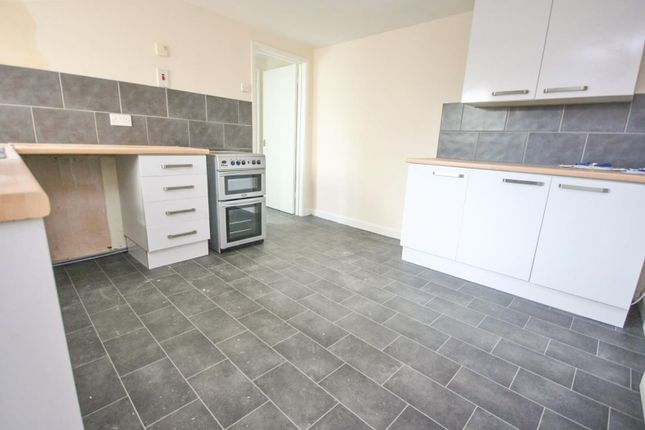 Flat 1, 12, Wyke Road, Weymouth photo 4