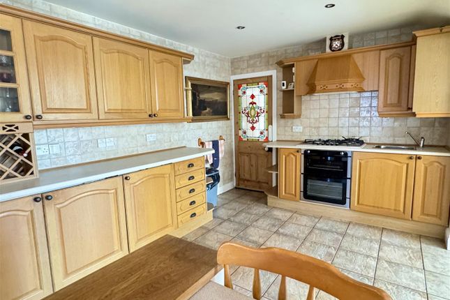 2, Beech Road, St. Austell photo 4