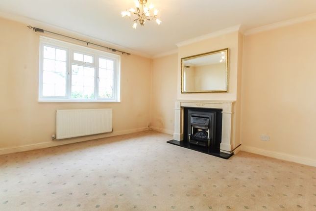 Semi-detached bungalow for sale in Haylands Way, Bedford