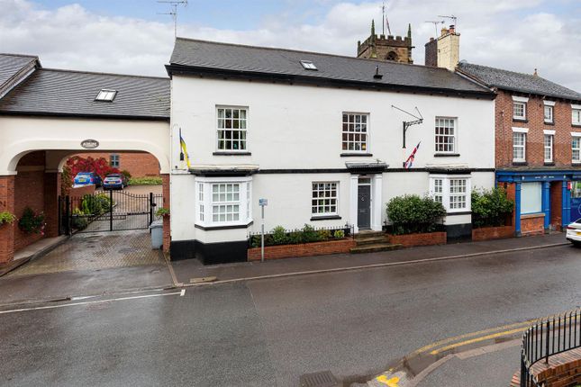 Mews house for sale in Cheshire Street, Audlem, Cheshire
