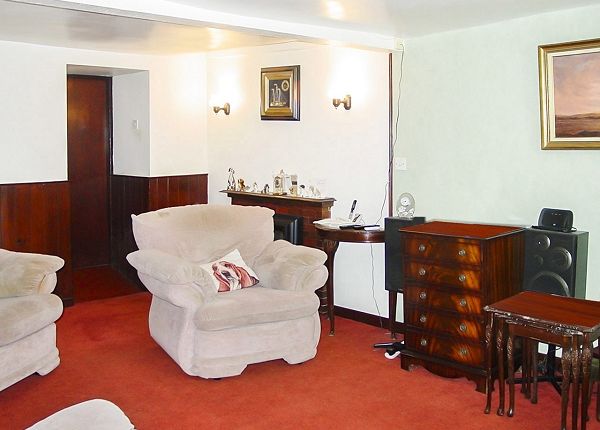 8 Dashwood Square, 8 Dashwood Square, Newton Stewart photo 2