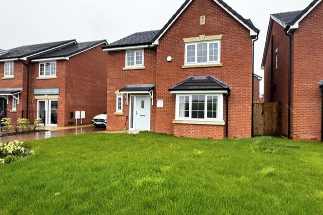 Thumbnail Detached house to rent in Knowsley Crescent, Weeton, Preston