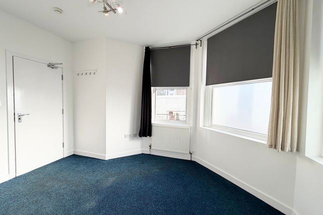Herbert Road, London photo 3