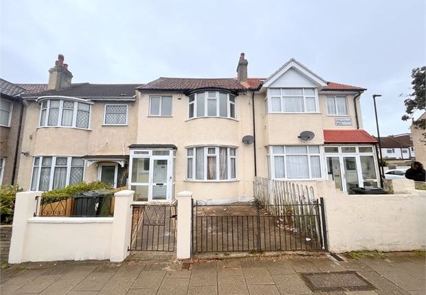 Terraced house to rent in Streatham Vale, Streatham, London