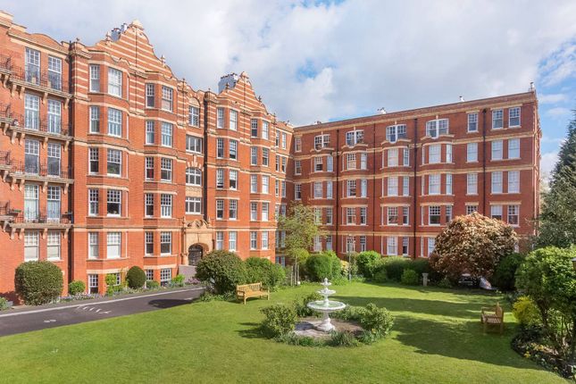 Thumbnail Flat for sale in Kenilworth Court, West Putney, London