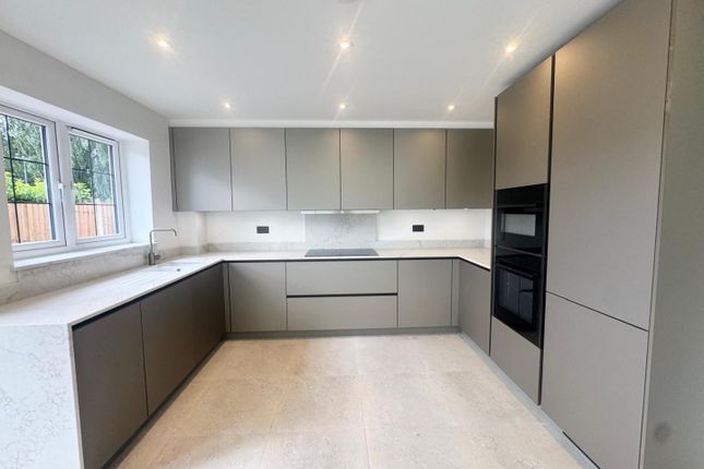 24, Hampson Way, Maidstone photo 2