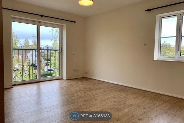 Fenchurch Road, Maidenbower, Crawley photo 5