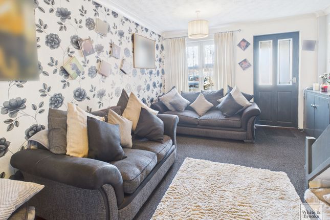 24 Montgomery Drive, Bognor Regis photo 2