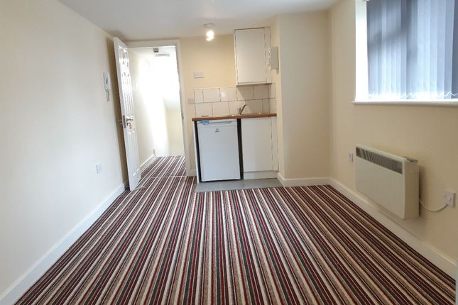 90 Murillo Road, London, SE13, London photo 3