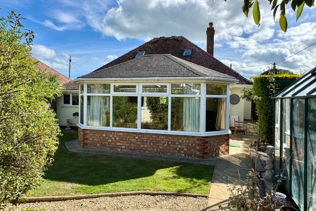 16, Powers Court Road, Barton On Sea photo 4
