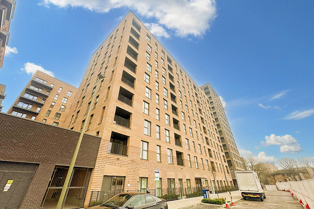 Thumbnail Flat to rent in Citrine House, Lismore Boulevard, Colindale
