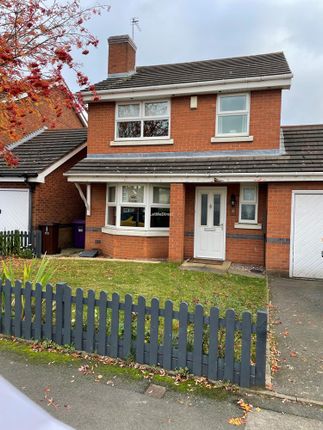 3 bed detached house to rent in Yale Drive, Wednesfield, Wolverhampton WV11