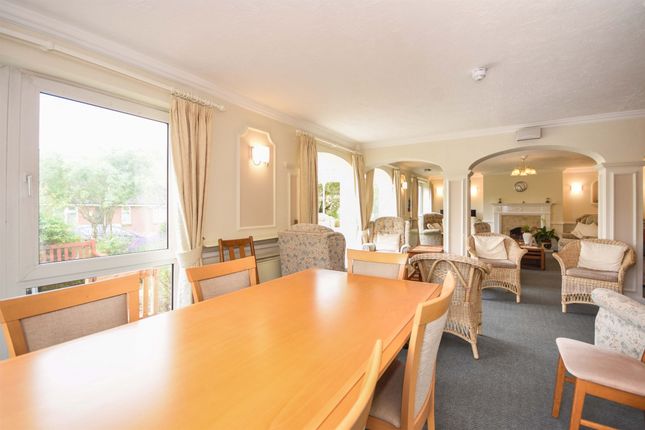 Flat for sale in Robinsbridge Road, Coggeshall, Colchester