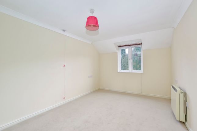29 Clements Court, 14-20, Sheepcot Lane, Watford photo 4
