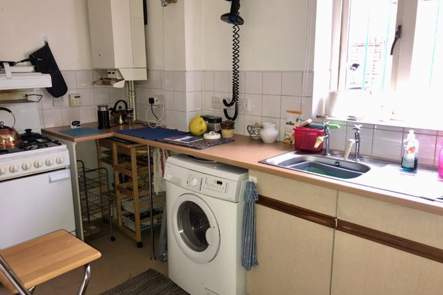 Flat 2,, Delta Court, Nottingham photo 2