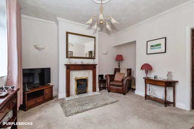 190, Boarshaw Road, Manchester photo 2