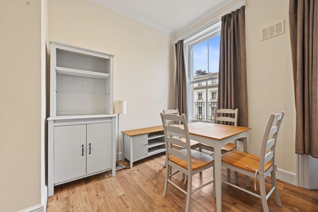 13 Leinster Gardens, LONDON photo 3