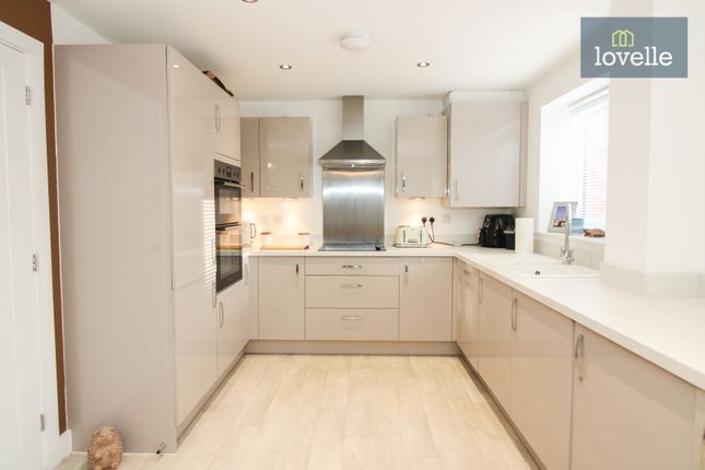 3, Walnut Close, Louth photo 4