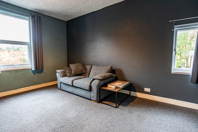 Flat 1 437, Cannock Road, Hednesford photo 3