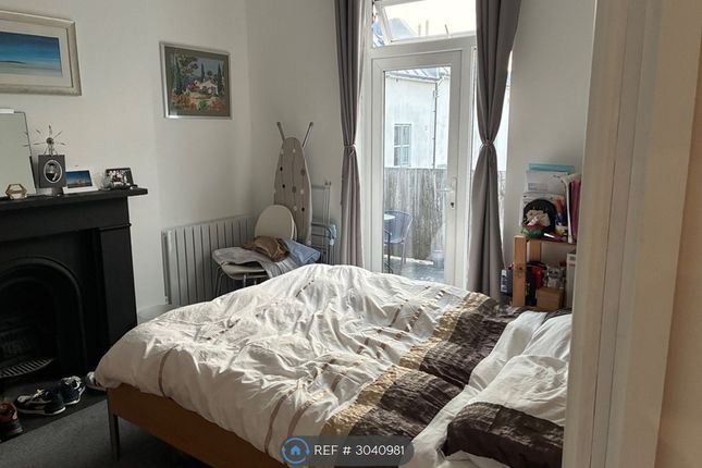 Princes Terrace, First Floor Flat, Brighton photo 5
