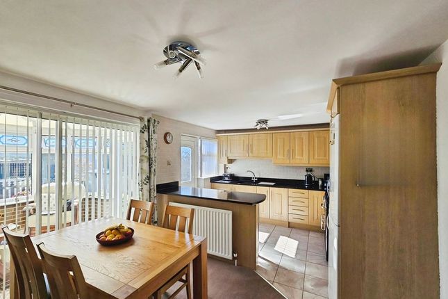 14, Ford Terrace, Choppington photo 5