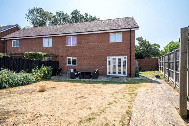 54, Stewkley Road, Buckinghamshire photo 3
