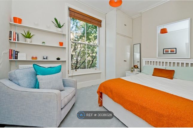 Flat, Charleville Road West Kensington, London photo 4