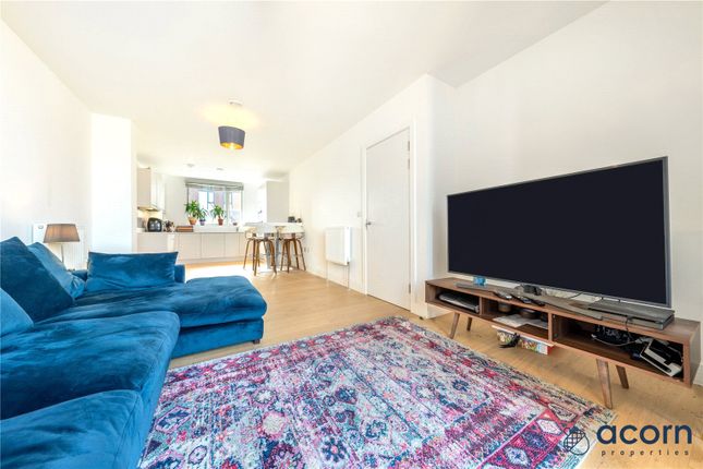 9, Dove Tree Apartments, London photo 2