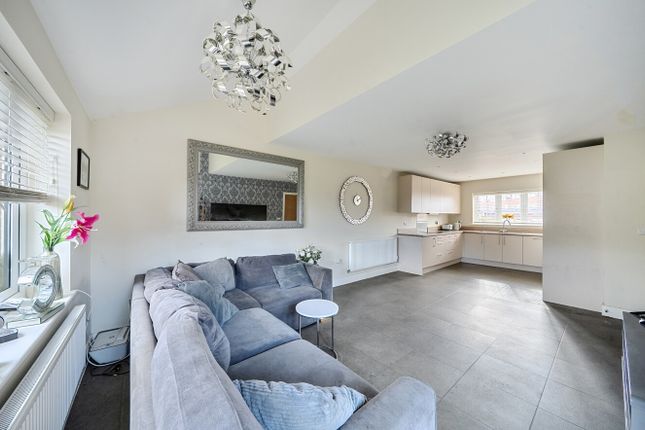2, Lethaby Road, West Sussex photo 4
