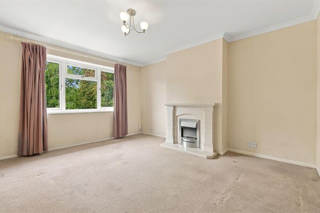 Derwent Drive, Orpington photo 2