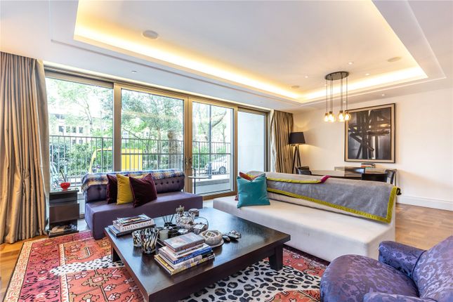 Flat for sale in Ebury Square, London