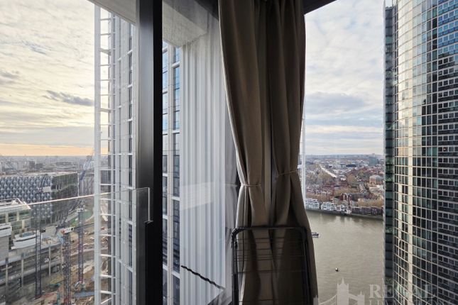 2706, City Tower, 1 Nine Elms Lane, London photo 2