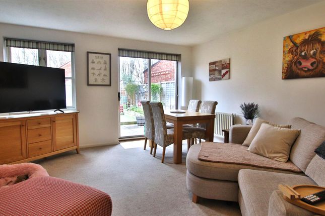 63, Graylag Crescent, Tewkesbury photo 4