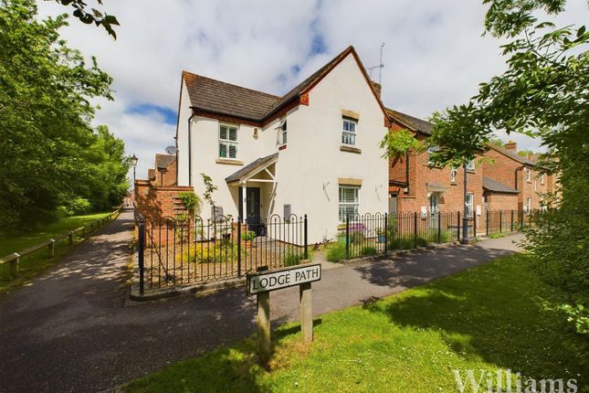 Thumbnail Detached house for sale in Lodge Path, Fairford Leys, Aylesbury