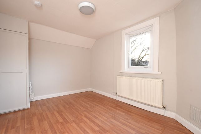 4, St. Julians Farm Road, London photo 4