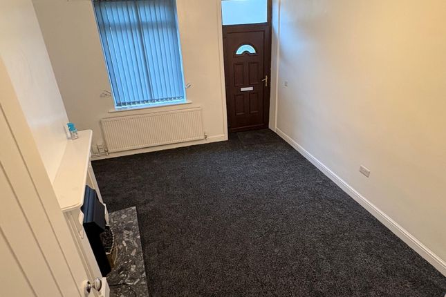 7, Cobden Street, BRADFORD photo 4