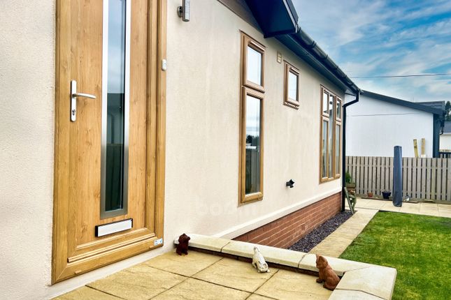 Mobile/park home for sale in Bank Street, Neilston, Glasgow