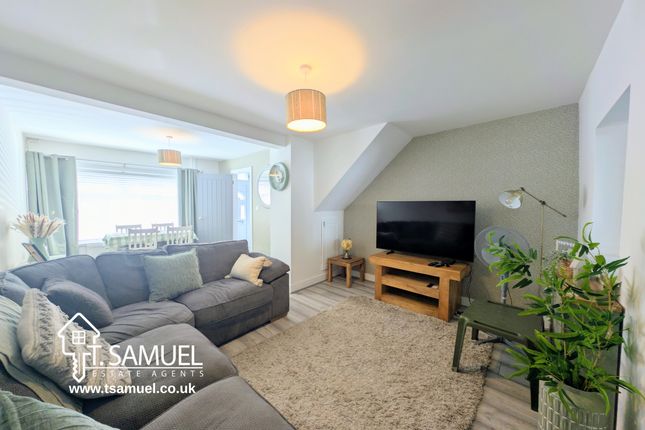 2 Cliff Street, Mountain Ash photo 4
