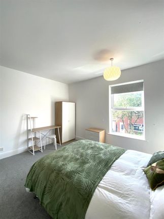 Thumbnail Room to rent in Sherbrooke Road, Carrington, Nottingham