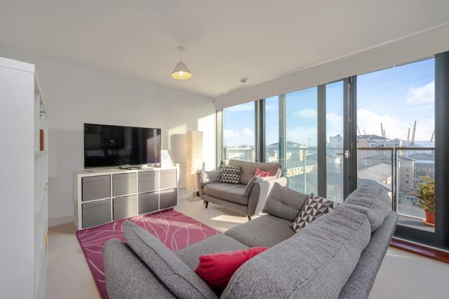 Thumbnail Flat for sale in Proton Tower, 8 Blackwall Way