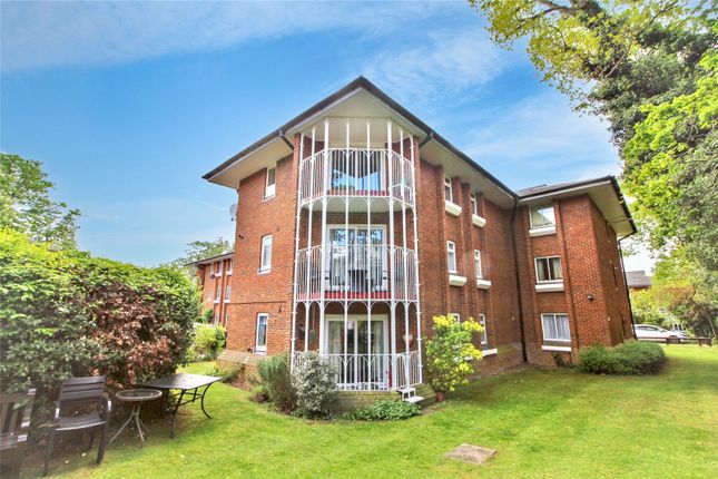 2-bed parking on Cavell Drive, Enfield, Middlesex EN2, £310,000