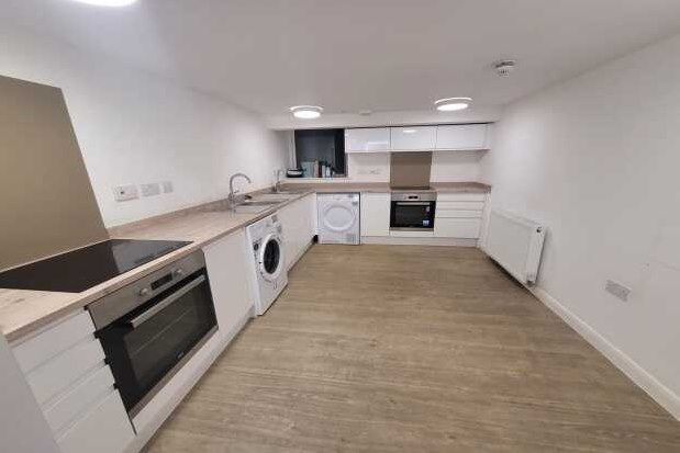 Studio to rent in Chorley Road, Manchester