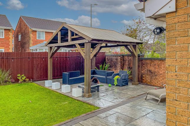 5, Ashman Close, Caerphilly photo 3