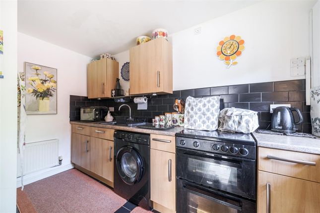 24, Combe Walk, Devizes photo 3