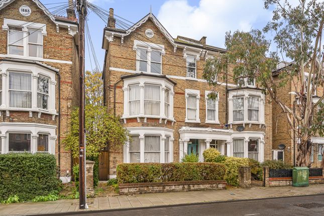 28, Montrell Road, London photo 3