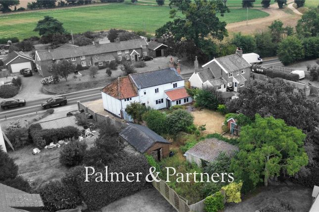 Carlton Cottage,, Main Road, Suffolk photo 2