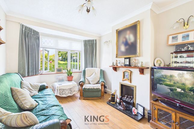 11 Holme Road, Hatfield photo 3