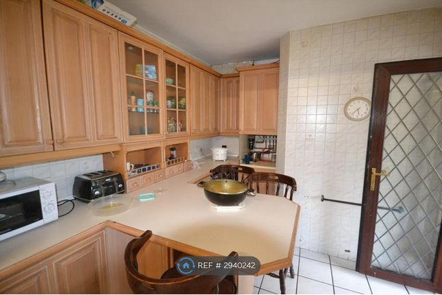 Aldersbrook Road, London photo 4
