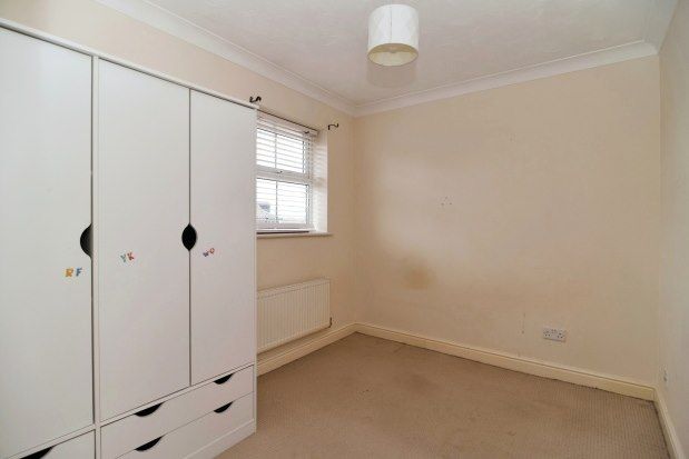 Property to rent in Mary Rose Close, Grays
